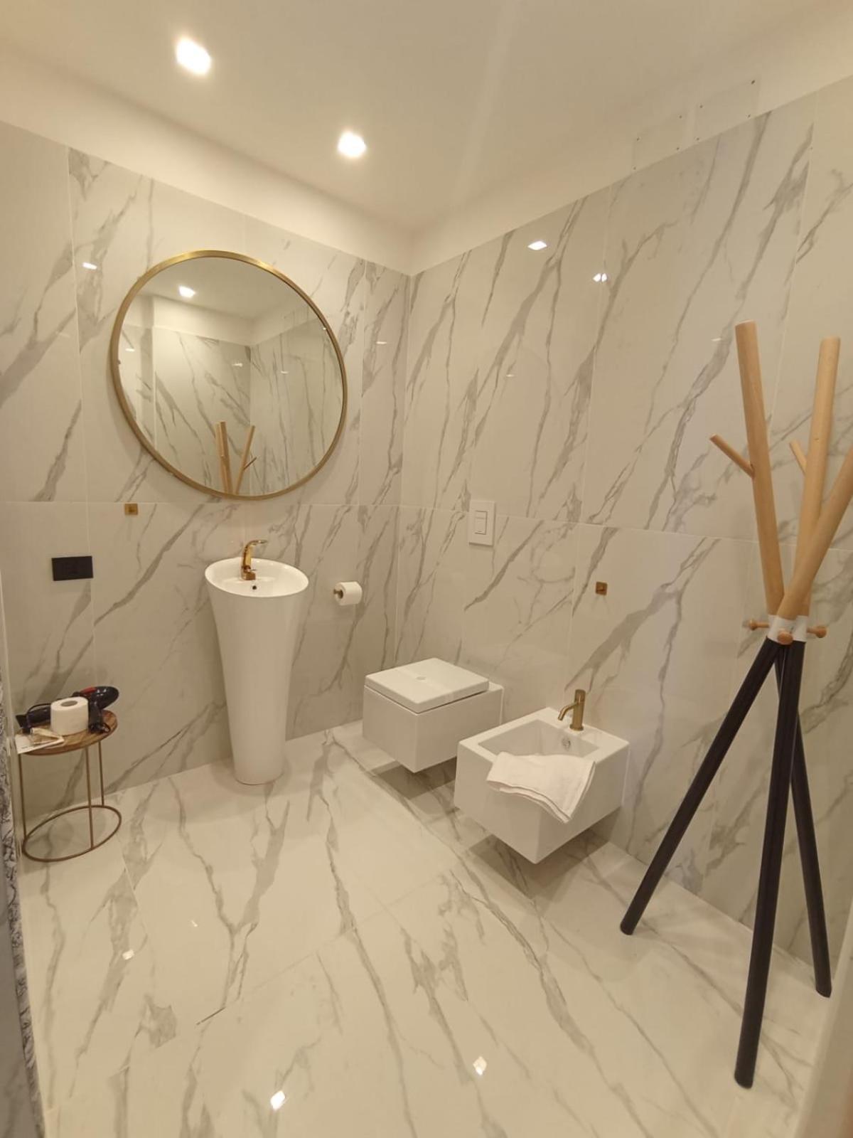 נאפולי President Plaza Vip Suite Spa By Babylon Stay מראה חיצוני תמונה