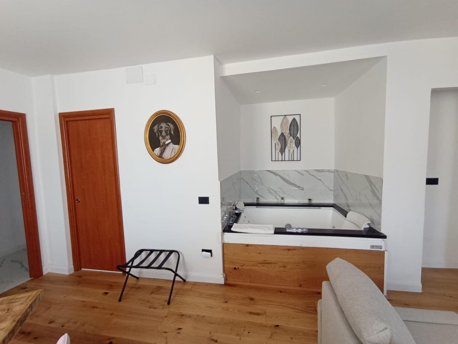 נאפולי President Plaza Vip Suite Spa By Babylon Stay מראה חיצוני תמונה